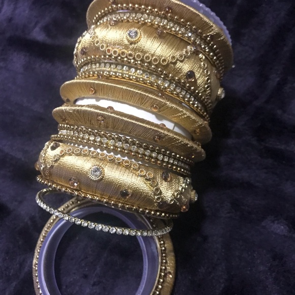 Bracelets/bangles - Picture 3 of 4